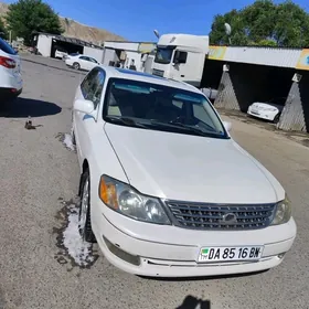 Toyota Avalon 2003