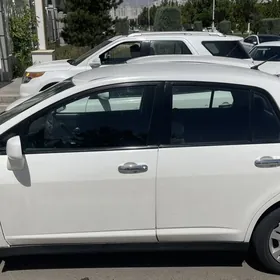 Nissan Versa 2010