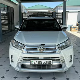 Toyota Highlander 2019