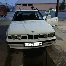 BMW 525 1989
