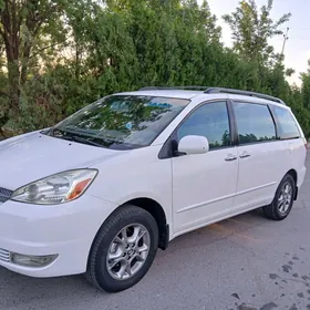 Toyota Sienna 2005