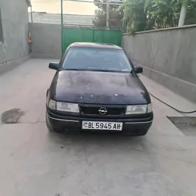 Opel Vectra 1989