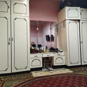 Mebel garnitur shkaf