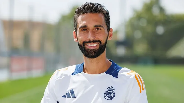 Alwaro Arbeloa “Realyň” ýaşlar toparyna baş tälimçi bellendi