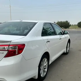 Toyota Camry 2014