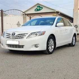Toyota Camry 2011