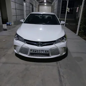 Toyota Camry 2016