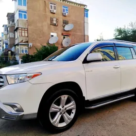 Toyota Highlander 2011