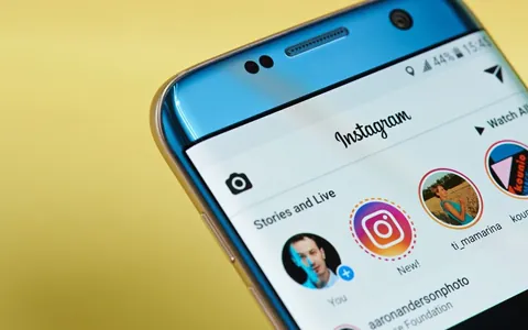 Instagram стал быстрее разряжать батарею на Android: Проблему можно решить