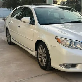 Toyota Avalon 2011