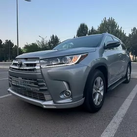 Toyota Highlander 2016