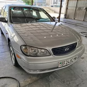 Infiniti I30 2001