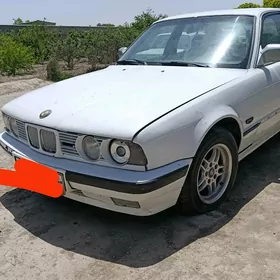 BMW E34 1990