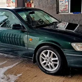 Toyota Camry 1999