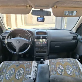 Opel Astra 2002