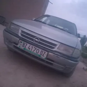 Opel Astra 1995