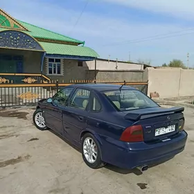 Opel Vectra 2000