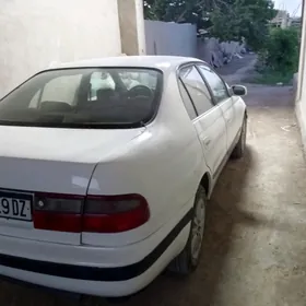 Toyota Carina 1995