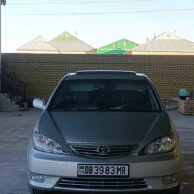 Toyota Camry 2004