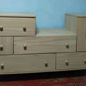 комод