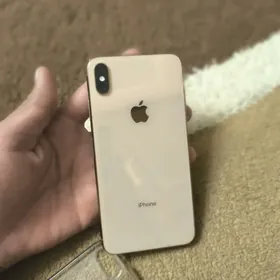 Iphone Xs max gold