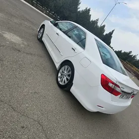 Toyota Camry 2013