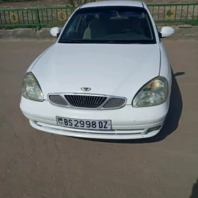 Daewoo Nubira 2002