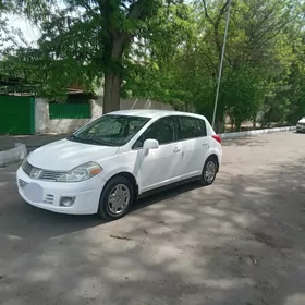 Nissan Versa 2009