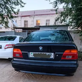 BMW E39 1998