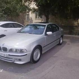BMW E39 2000