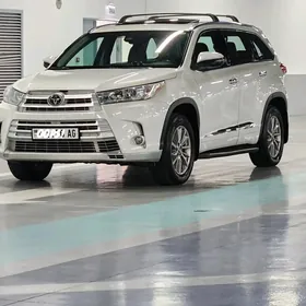 Toyota Highlander 2017