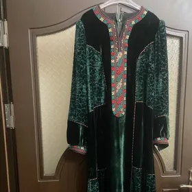 Платье