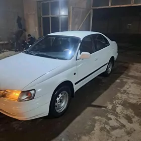 Toyota Carina 1995