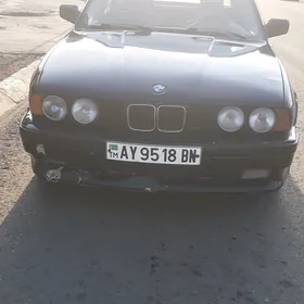 BMW E34 1989