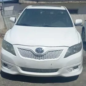 Toyota Camry 2010