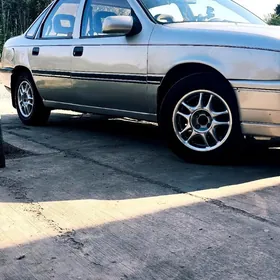 Opel Vectra 1990
