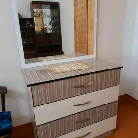 камод
