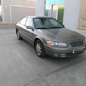 Toyota Camry 1998