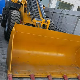 XCMG LW300F 2025