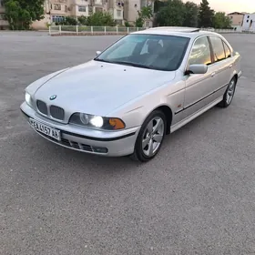 BMW 528 2001