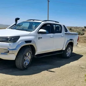 Toyota Hilux 2018