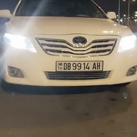 Toyota Camry 2010