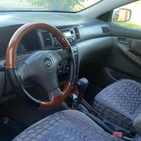 Toyota Corolla 2005