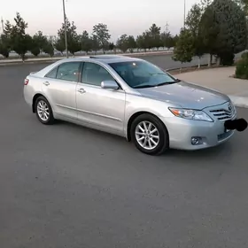 Toyota Camry 2010