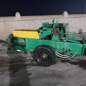 MTZ T-28 2010