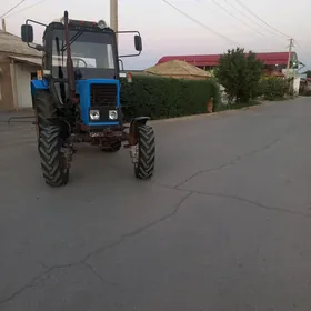MTZ 82 2002