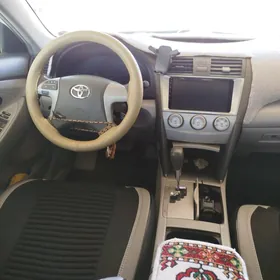 Toyota Camry 2011