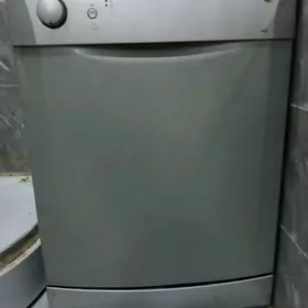 Satlyk Posuda Moyuşiy maşyn
