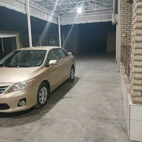 Toyota Corolla 2011