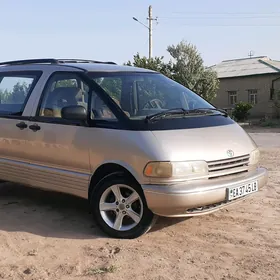 Toyota Previa 1992